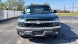 Used 2004 Chevrolet Avalanche Z71 w/ Preferred Equipment Group image 2