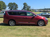 Used 2018 Chrysler Pacifica Limited image 2