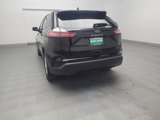 Used 2024 Ford Edge SE w/ Cargo Accessory Package image 6