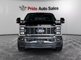 Used 2023 Ford F350 Lariat image 3