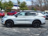 New 2025 Mitsubishi Outlander SEL Black Edition image 2