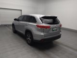 Used 2019 Toyota Highlander LE image 5