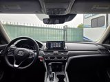 Used 2018 Honda Accord Touring image 5