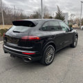 Used 2017 Porsche Cayenne Platinum Edition image 3