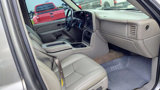 Used 2006 GMC Sierra 2500 SLT w/ Heavy-Duty Power Package image 6