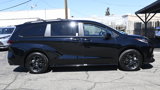 Used 2025 Toyota Sienna XLE Woodland Edition image 6