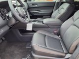 New 2025 Nissan Pathfinder SL w/ Black Appearance Package image 4