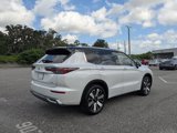 New 2025 Mitsubishi Outlander SEL image 3
