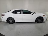 Used 2024 Toyota Camry SE image 3