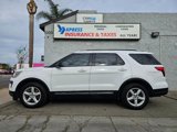 Used 2018 Ford Explorer XLT image 2