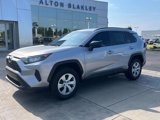 Used 2021 Toyota RAV4 LE image 2