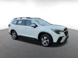 Used 2024 Subaru Ascent Premium w/ Convenience Package image 2