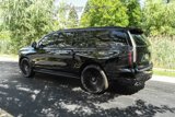 Used 2025 Cadillac Escalade ESV V image 3
