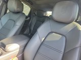 Certified 2025 Porsche Cayenne Coupe image 5