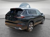 New 2025 Mitsubishi Outlander AWD image 3
