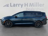 New 2025 Chrysler Pacifica Limited image 2