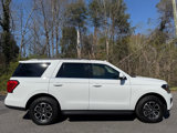 Used 2024 Ford Expedition XLT image 5
