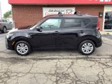 Used 2022 Kia Soul LX image 4