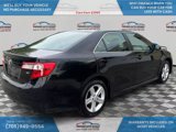 Used 2014 Toyota Camry SE image 4