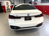 Used 2022 BMW 750i xDrive w/ Executive Package image 6