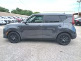 Used 2022 Kia Soul LX image 4