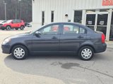 Used 2011 Hyundai Accent GLS image 2