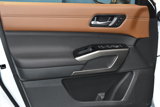 New 2025 Nissan Pathfinder Platinum image 3