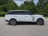 New 2025 Land Rover Range Rover Long Wheelbase SE image 4