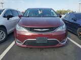 Used 2018 Chrysler Pacifica Touring Plus image 2