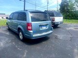 Used 2008 Chrysler Town & Country Touring image 4