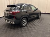 Certified 2022 Kia Seltos EX image 5