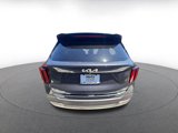 Used 2024 Kia Sorento S image 5
