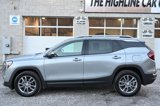 Used 2024 GMC Terrain SLT image 3