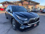 Used 2024 Toyota Highlander LE image 2