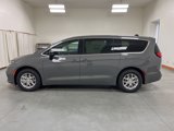 New 2025 Chrysler Pacifica Select image 5