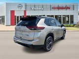 New 2026 Nissan Rogue Platinum image 3