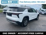 Used 2025 Chevrolet Traverse LT image 3