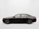 Used 2024 BMW 740i image 3