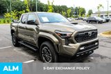 Used 2025 Toyota Tacoma TRD Sport image 4