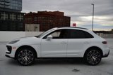 Used 2025 Porsche Macan image 2