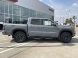 New 2025 Nissan Frontier PRO-4X w/ Pro Premium Package image 2