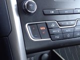 Used 2020 Ford Fusion SE image 5
