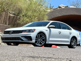 Used 2018 Volkswagen Passat 2.0T R-Line image 2