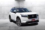 New 2025 Nissan Pathfinder Platinum image 2
