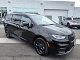 New 2025 Chrysler Pacifica Premium image 6