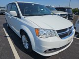 Used 2019 Dodge Grand Caravan SXT image 3