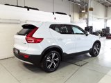 Used 2024 Volvo XC40 B5 Core image 4