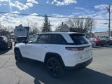 Used 2023 Jeep Grand Cherokee Altitude image 5