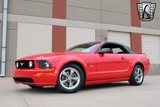 Used 2006 Ford Mustang GT image 2