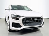 Used 2023 Audi Q8 Premium image 2
